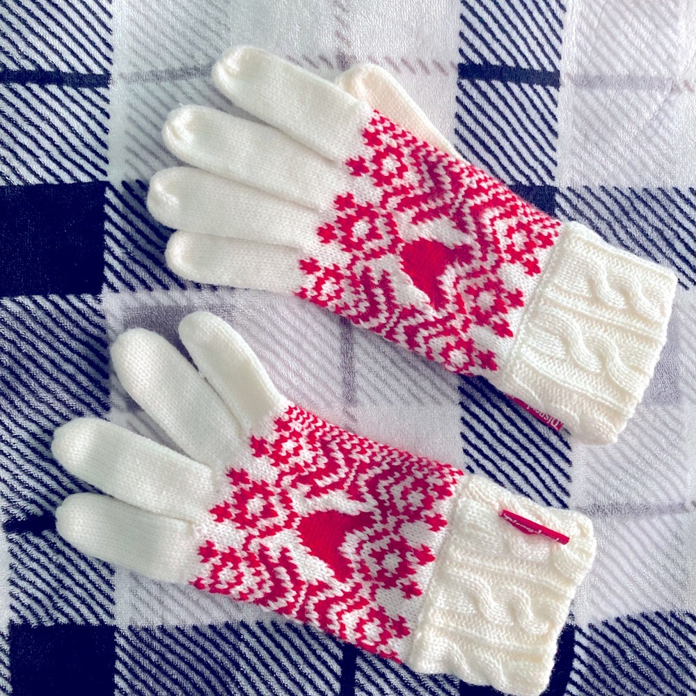 NWOT DISNEY VINTAGE GLOVES S/M🧤